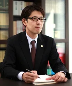 弁護士柏木研一郎