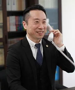 弁護士吉岡津