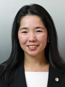 弁護士野口真寿実